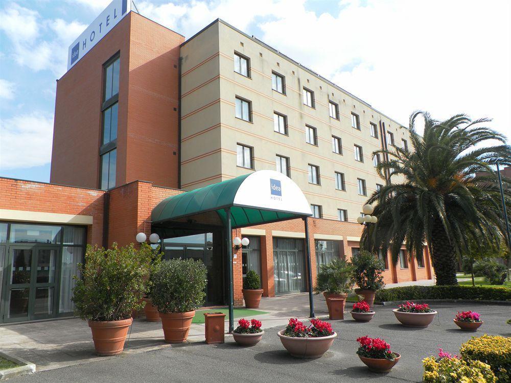 Meditur Hotel Pomezia Εξωτερικό φωτογραφία